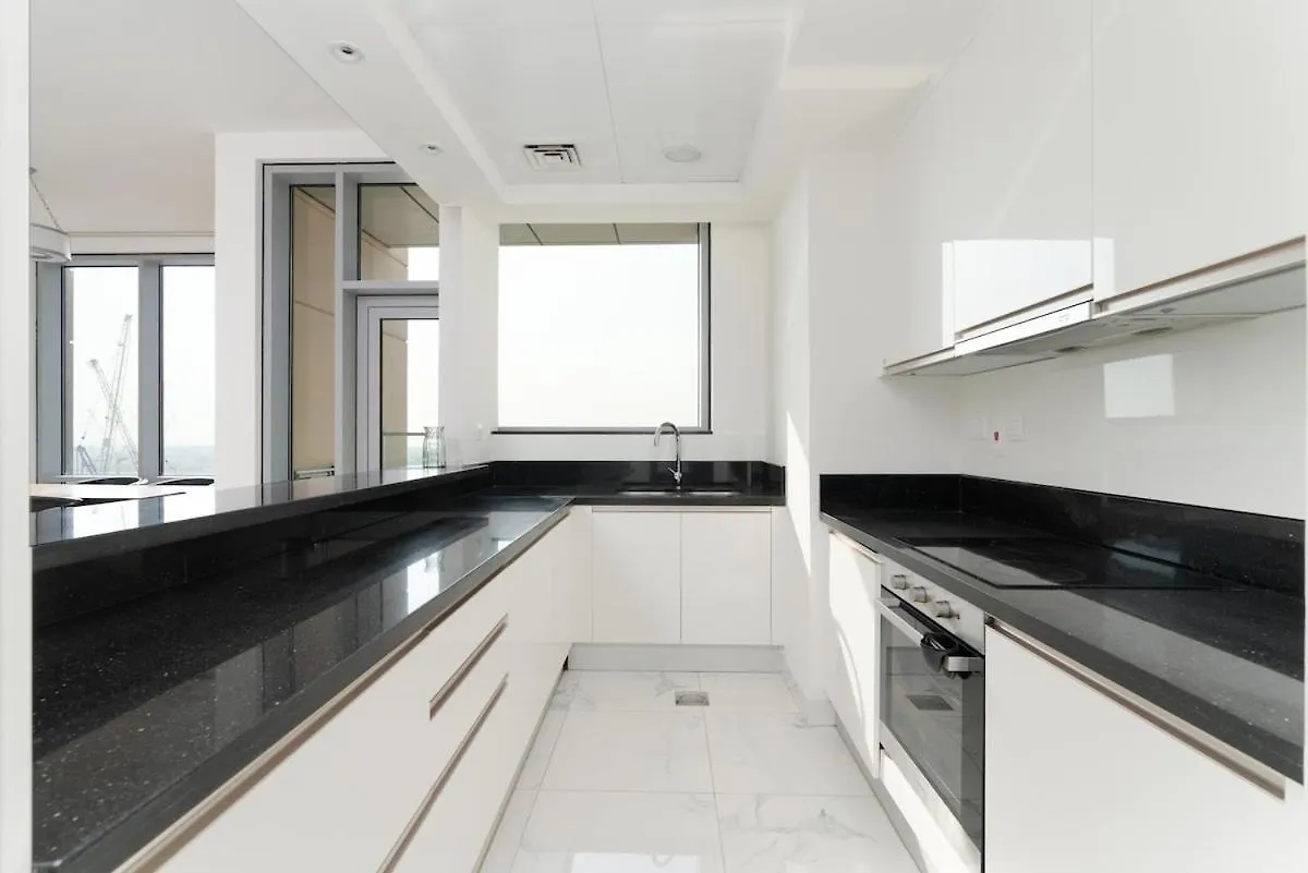 Classy Home In Dubai Center